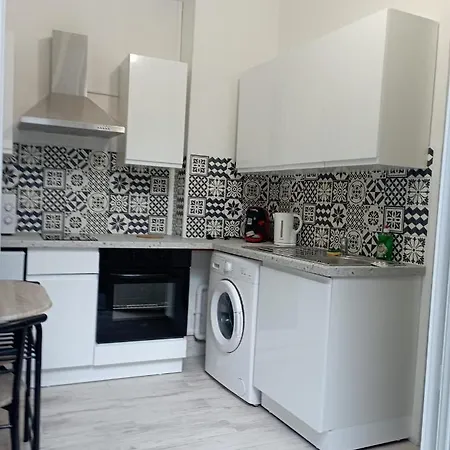 La Terrasse Zen: Cozy In Apartment Vichy